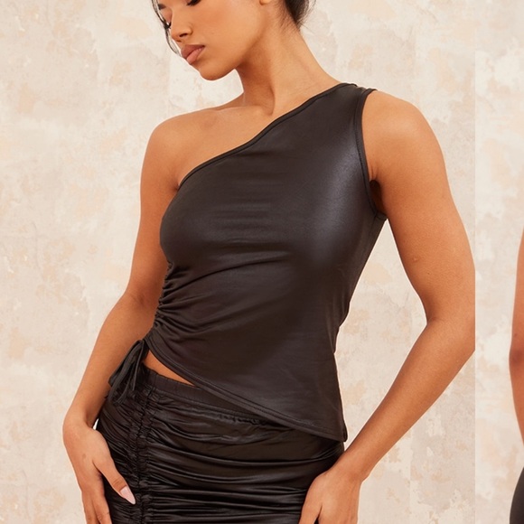 PrettyLittleThing Black Shirt - Picture 1 of 9